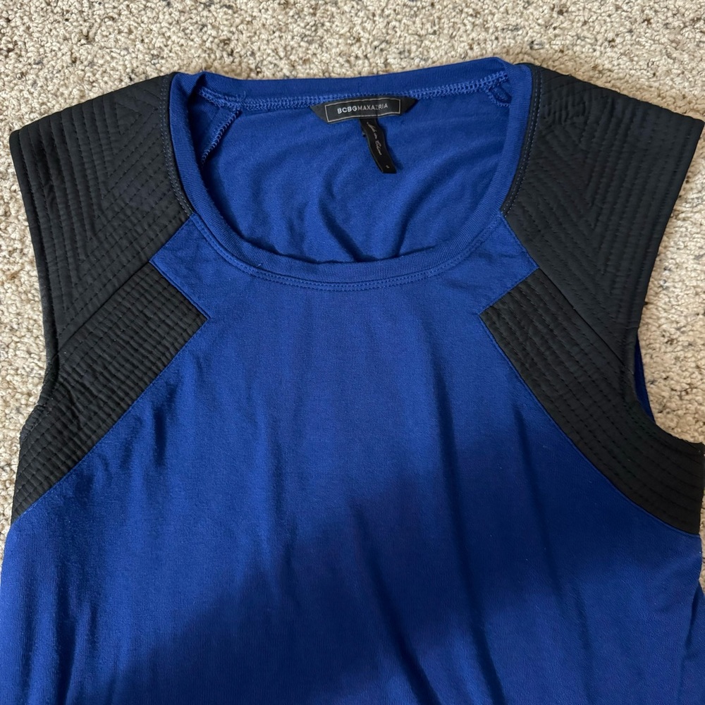 BCBGMAXAZRIA Blue + Black Blouse Size Small - Picture 4 of 9